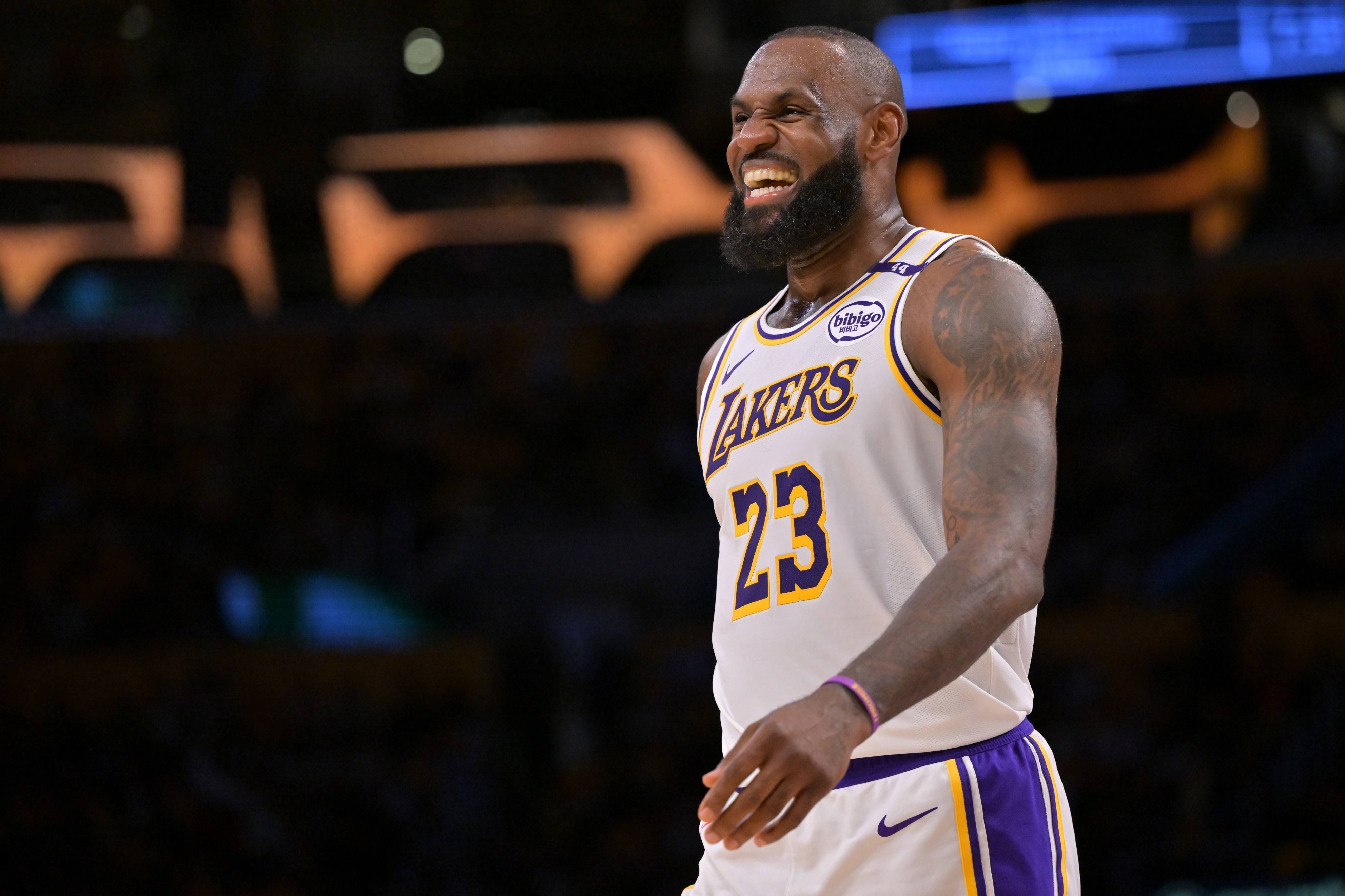 开云体育下载-NBA季后赛倒计时，洛杉矶湖人冲刺阶段内部沟通，细节引发关注，气氛紧张，数据趋势出现新变化的简单介绍
