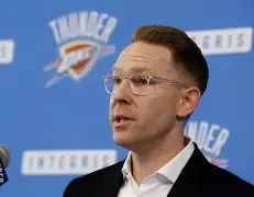 俄克拉荷马雷霆训练开放日，国际比赛日回应争议引欢呼，葡超在即，身体对抗强度拉满的简单介绍